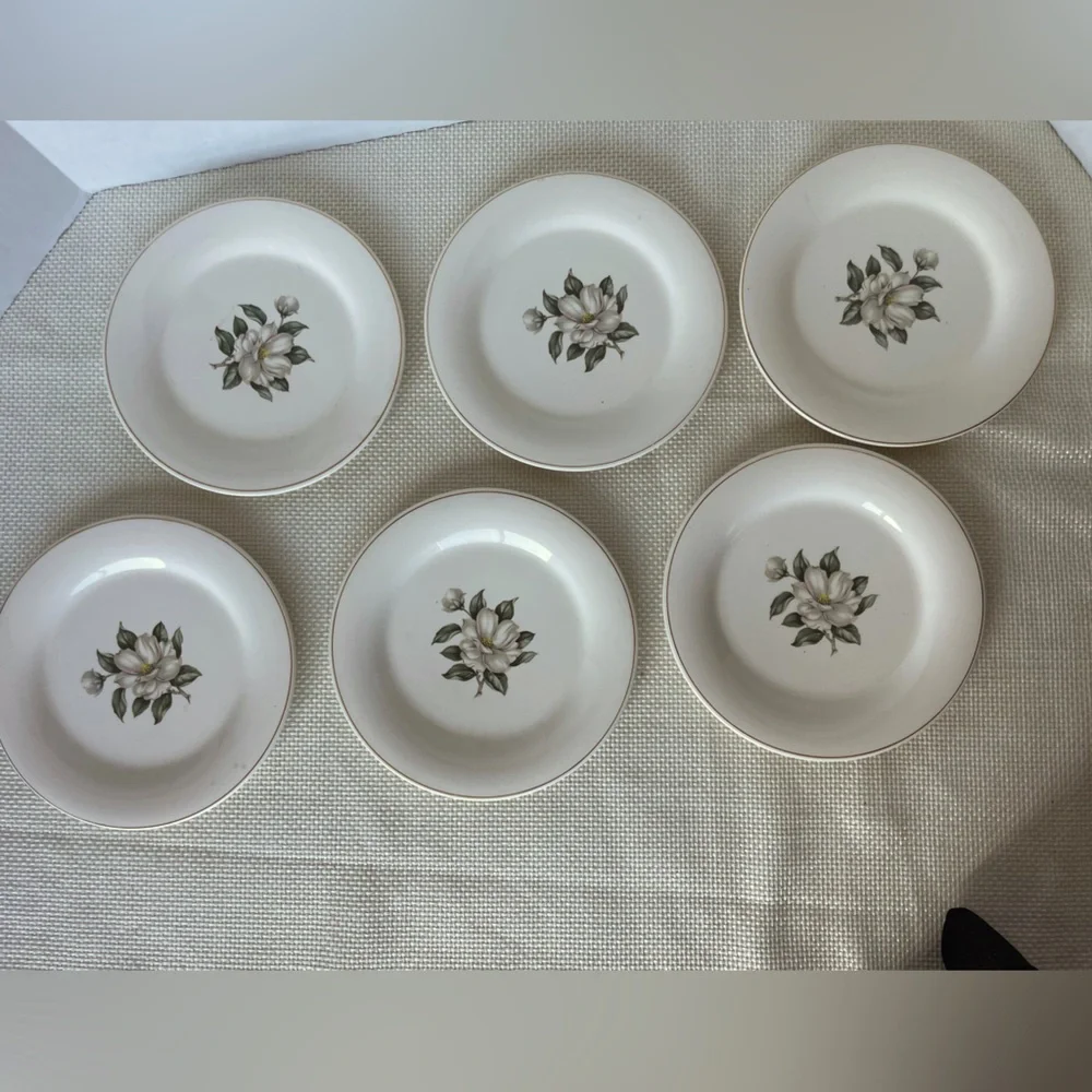 Lofisa Vintage Set Of 6 Plates White Flowers Gold Rim 7.5 Inches